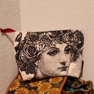 Chase and Wonder makeup bag